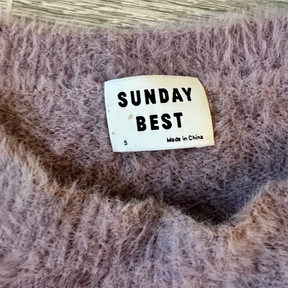 Sunday Best Kitten Sweater. Size S. Excellent condition. Lavender colour. - Picture 2 of 3
